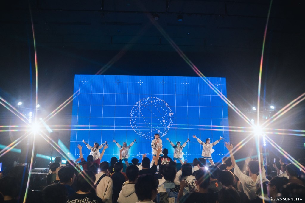 silver-lining-debutstage (9)