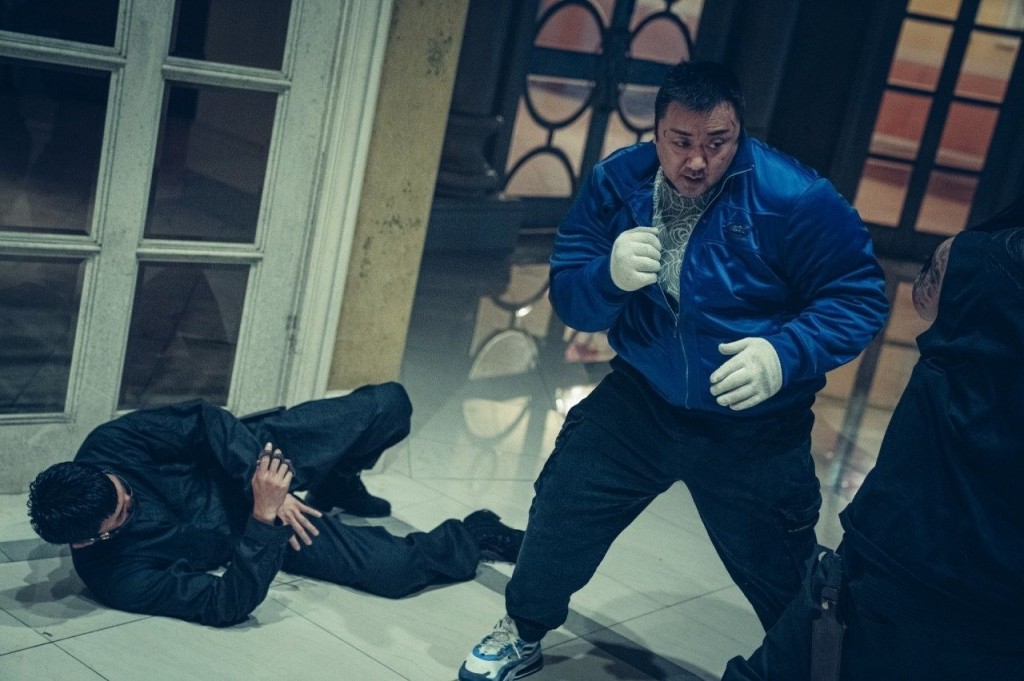 Holy Night Demon Hunters (3)