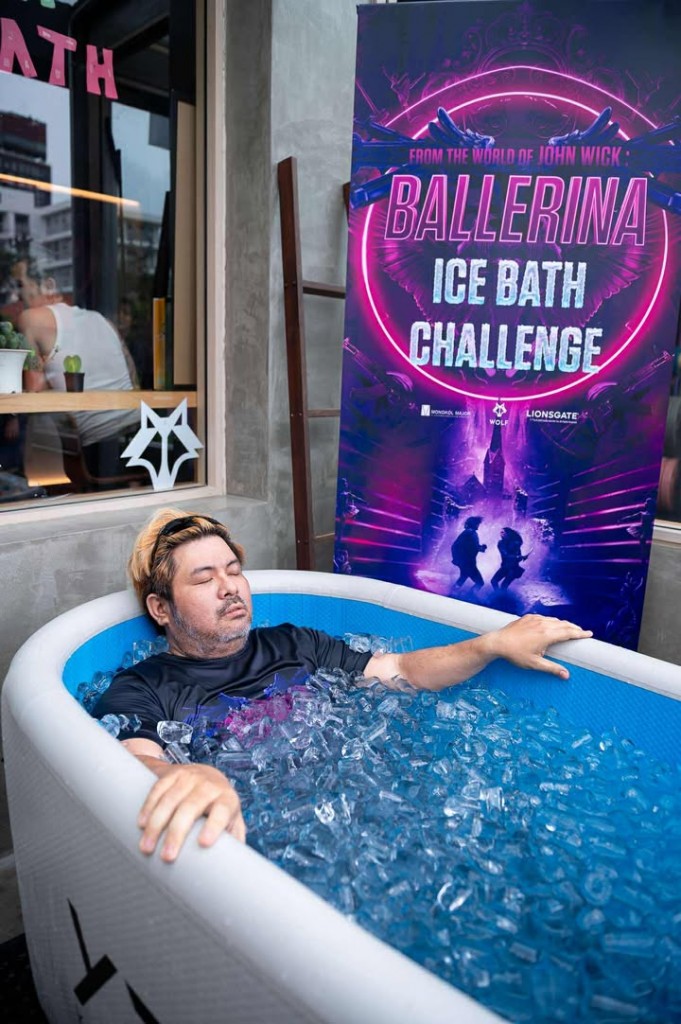 Ballerina_Ice Bath Challenge Thailand (4)