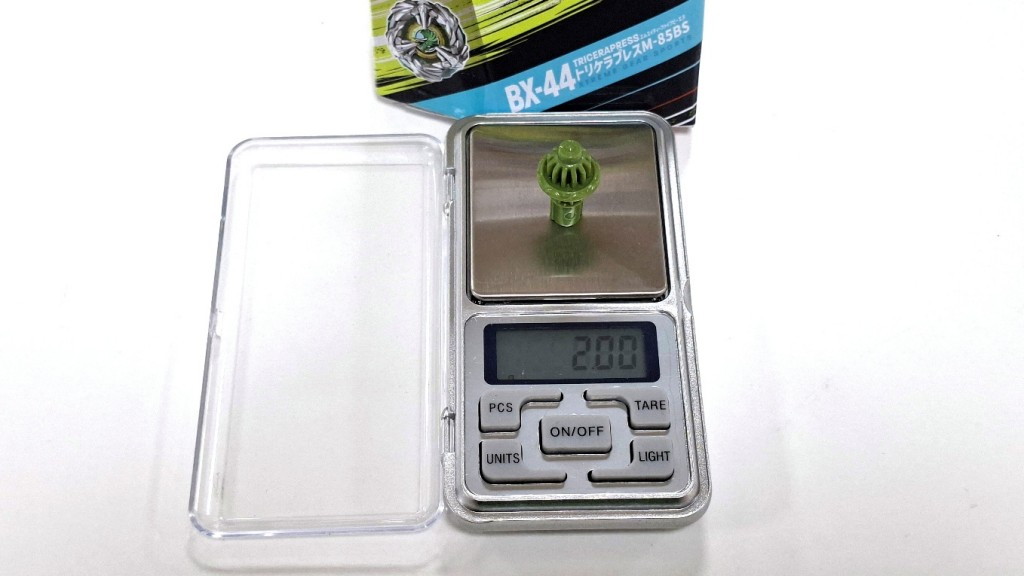 Review_BX44 Tricera Press (4)