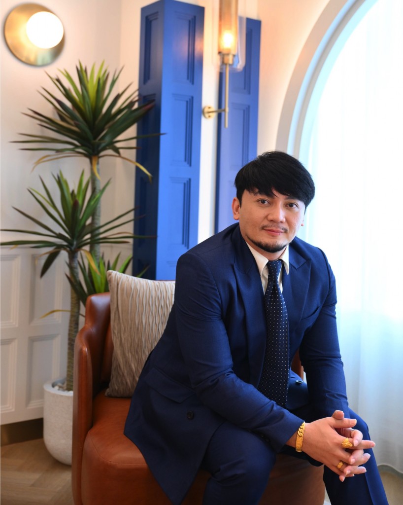 คุณอัฑฒ์เชษฐ์ ชัยชนะสงคราม ประธานเจ้าหน้า