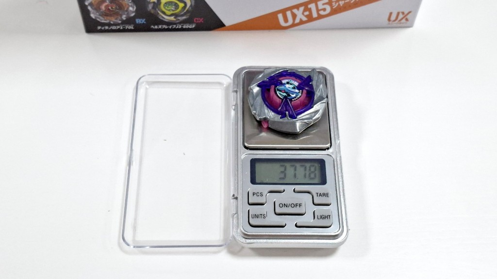 beyblade-x-ux-15-shark-scale-4-50-uf-review (2)