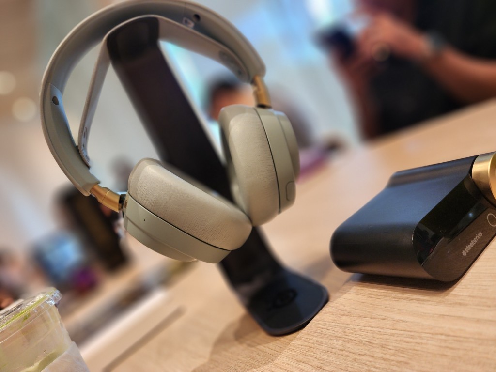 STEELSERIES ARCTIS NOVA ELITE  (8)