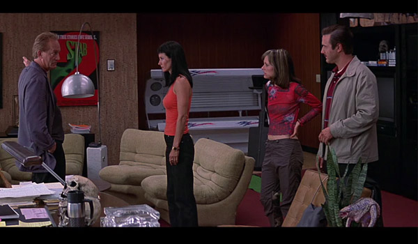 scream-story-1-6 (16)