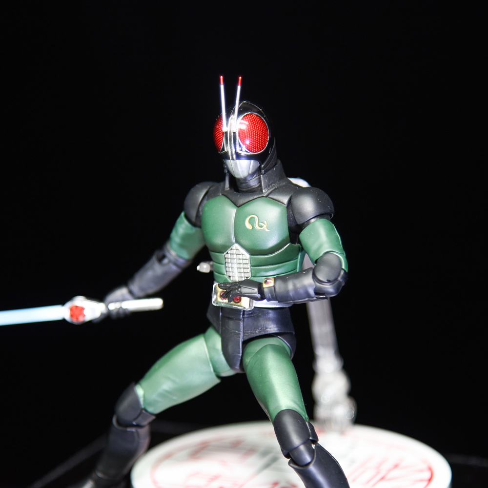 s-h-figuarts-shinkocchou-seihou-masked-rider-black-rx (3)