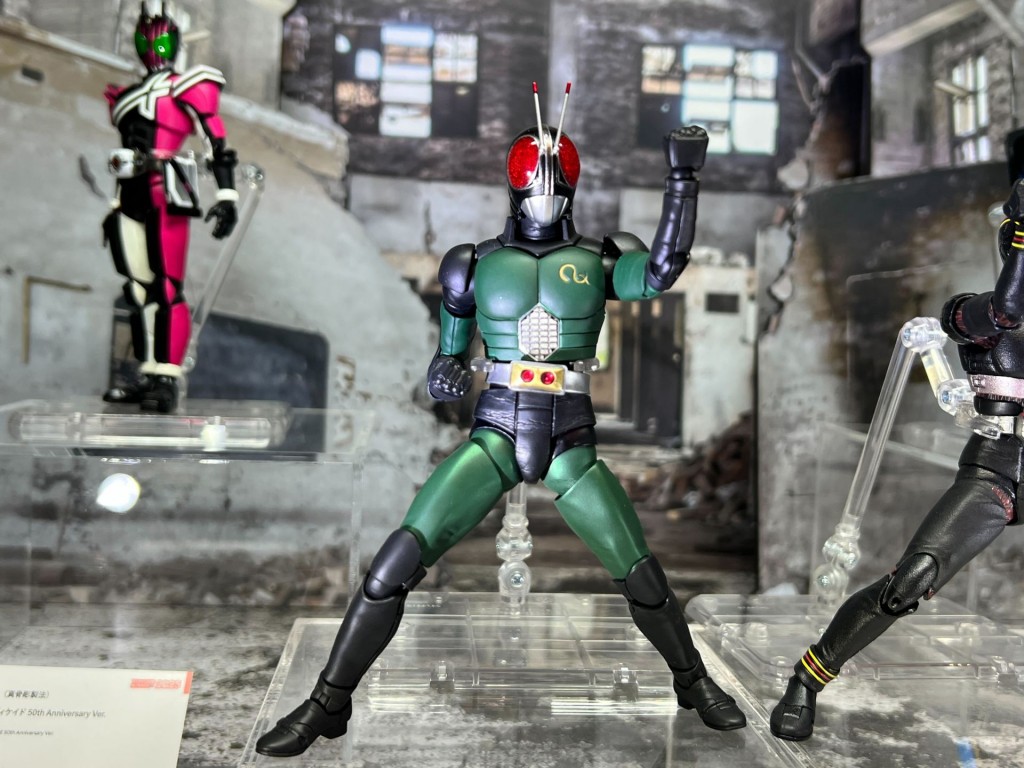 s-h-figuarts-shinkocchou-seihou-masked-rider-black-rx (5)
