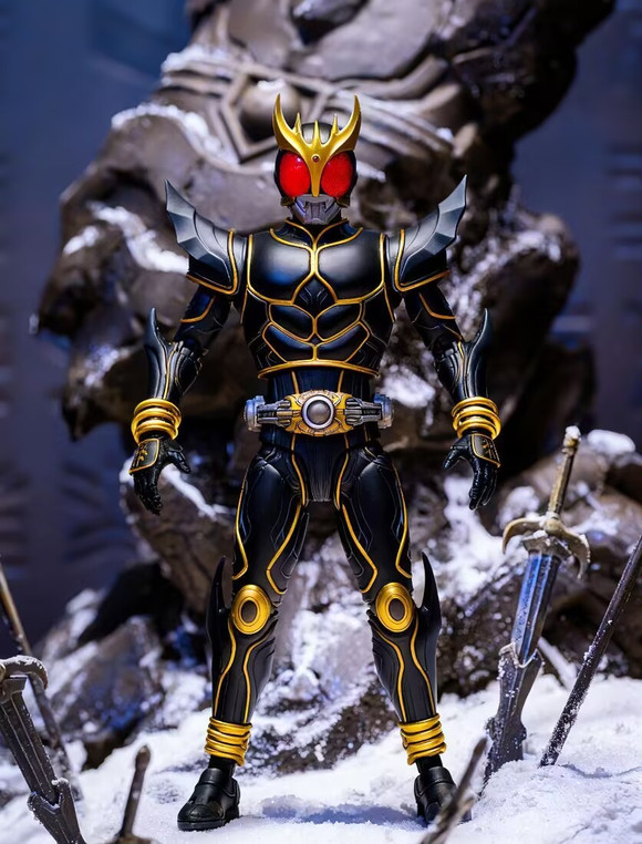 blokees-legend-edition-kamen-rider-kuuga-ultimate-form  (4)