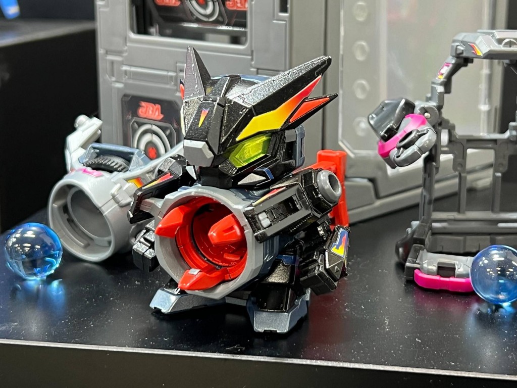 takara-tomy-legacy-soul-konig-cerberus (11)