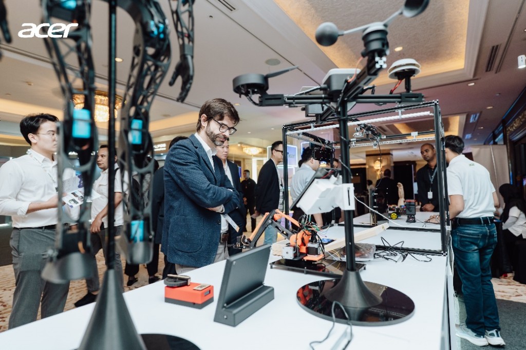 Andrew Hou - Acer Edu Summit (3)