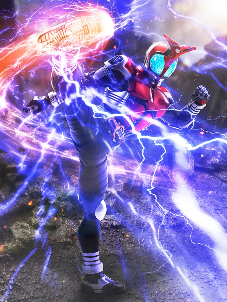 s-h-figuarts-shinkocchou-seihou-kamen-rider-kabuto-20th-anniversary-ver (1)