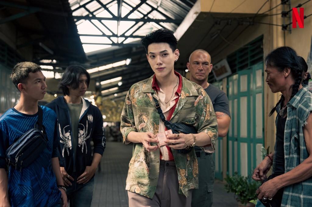 khon-dueat-thuang-khaen-the-debt-collector-netflix (14)