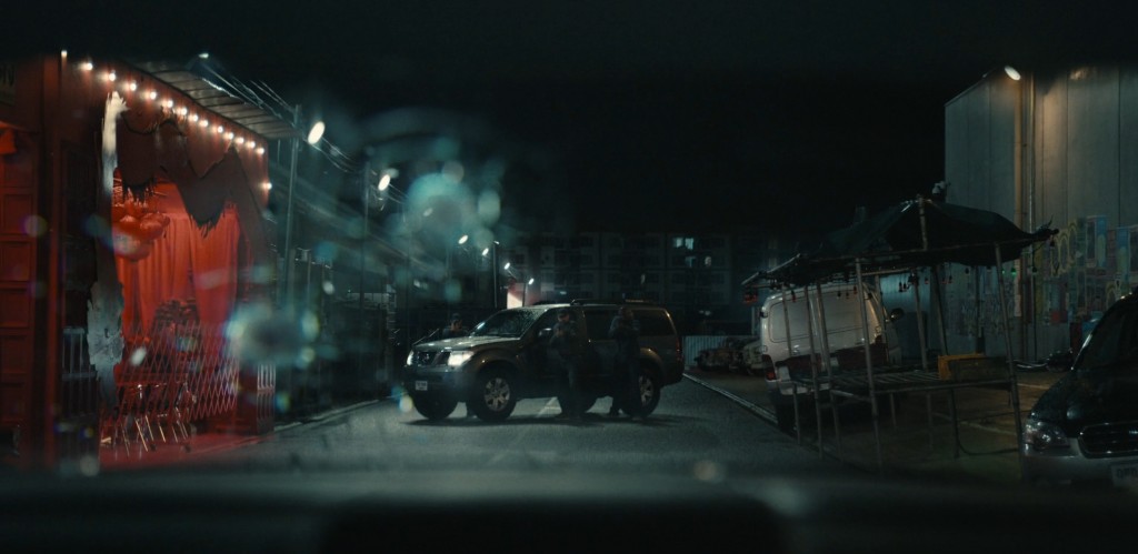 MUTINY_Pinewood_ThaiScene_03