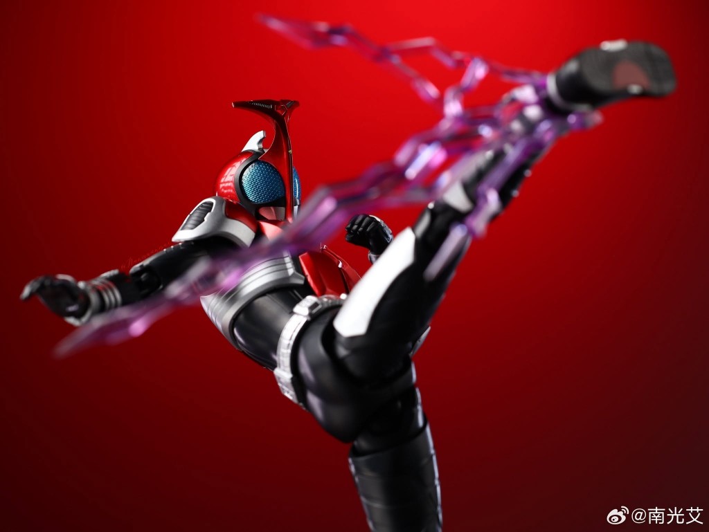 blokees-kamen-rider-kabuto-expansion-pack-masked-form- (10)
