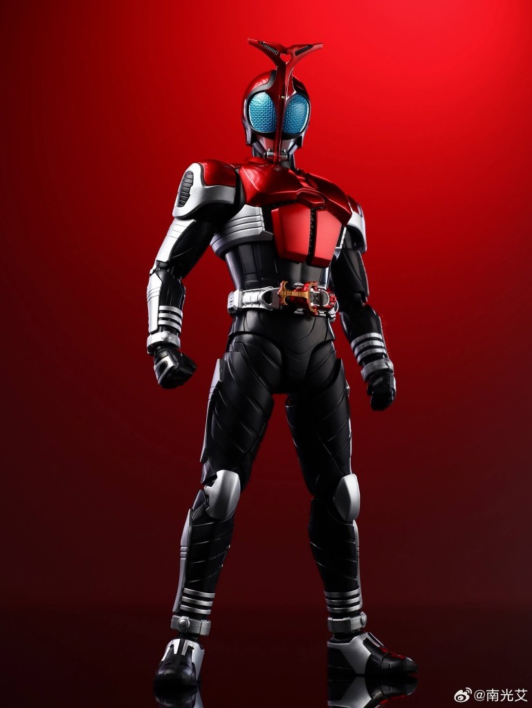 blokees-kamen-rider-kabuto-expansion-pack-masked-form- (13)